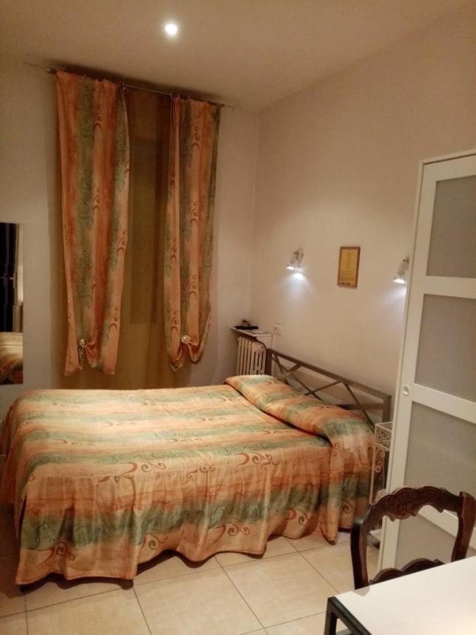 L'Auberge Du Camp Le Castellet  Exterior photo